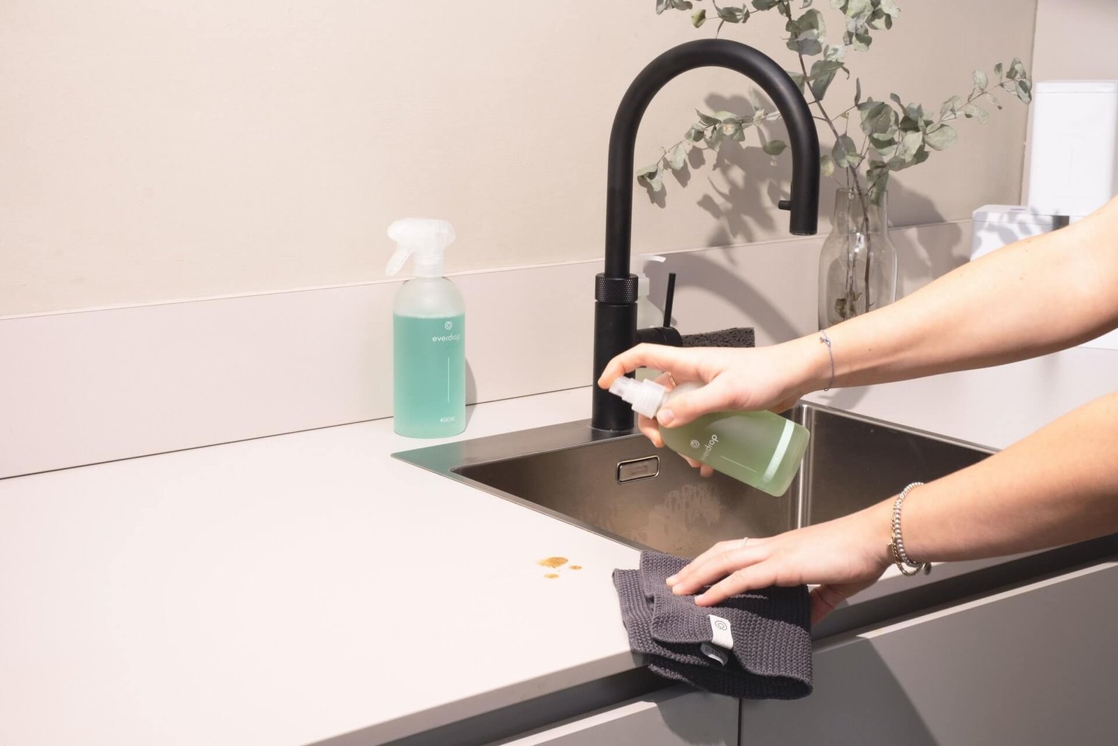 kitchen cleaning